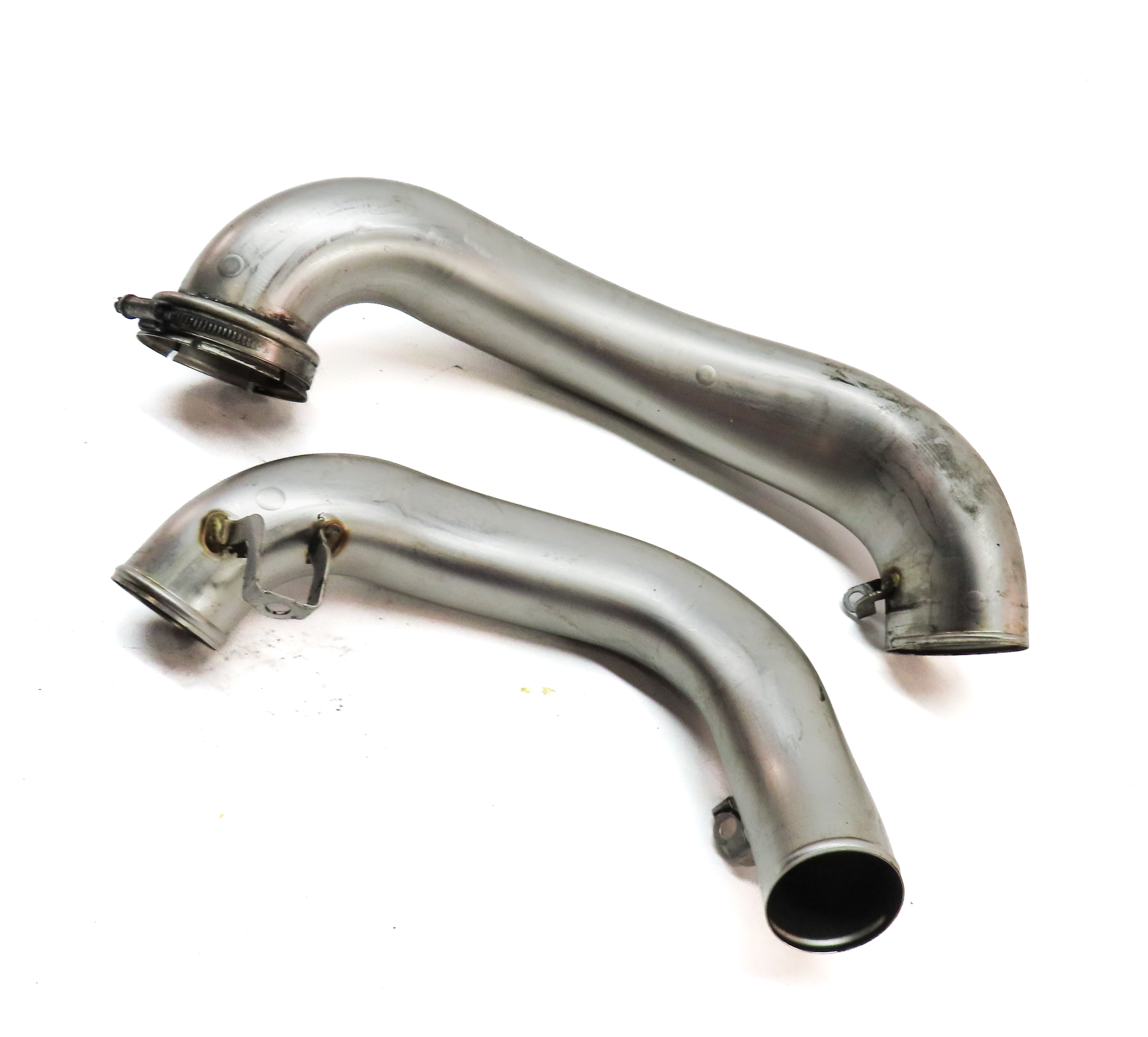 2013 MERCEDES ML550 (W166) 4.6L FRONT RIGHT ENGINE AIR INTAKE HOSE PIPE SET/2 — exact item pictured